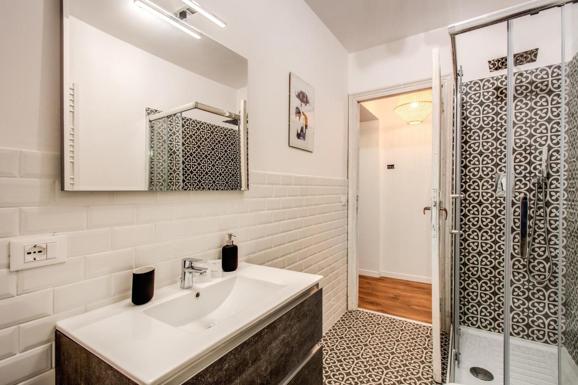 Monti Quiet And Spacious Apartamento Roma